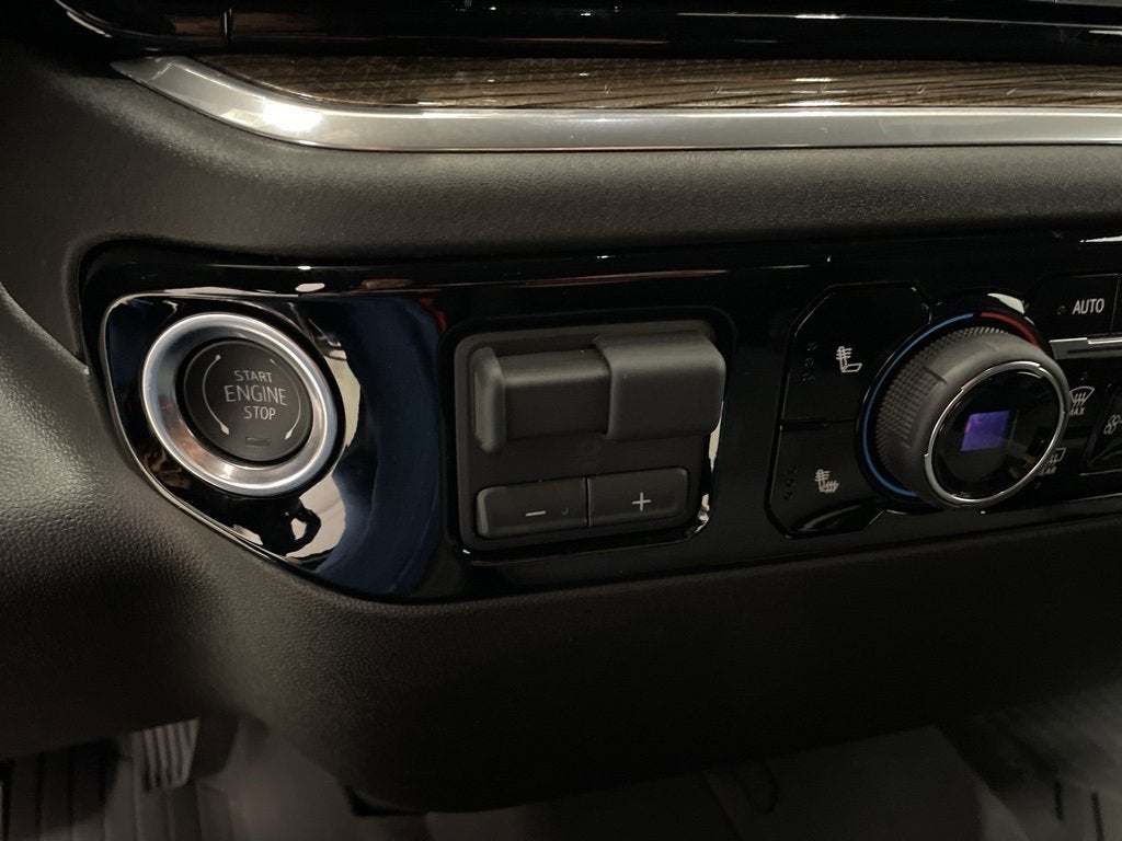 2026 Chevrolet Silverado 1500 RST Crew Cab Short Box 4WD