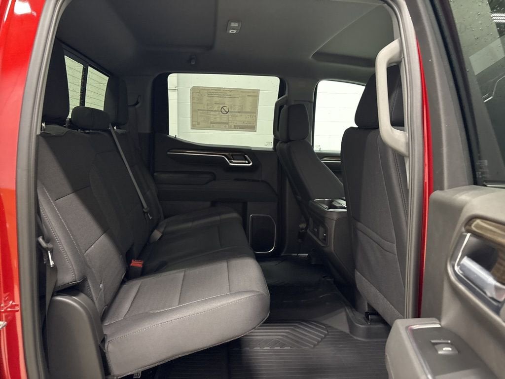 2026 Chevrolet Silverado 1500 RST Crew Cab Short Box 4WD