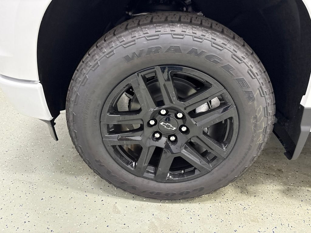 2026 Chevrolet Silverado 1500 RST Crew Cab Short Box 4WD
