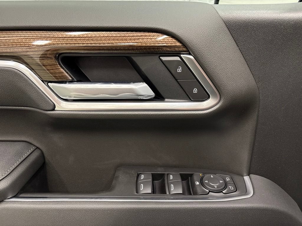 2026 Chevrolet Silverado 1500 RST Crew Cab Short Box 4WD