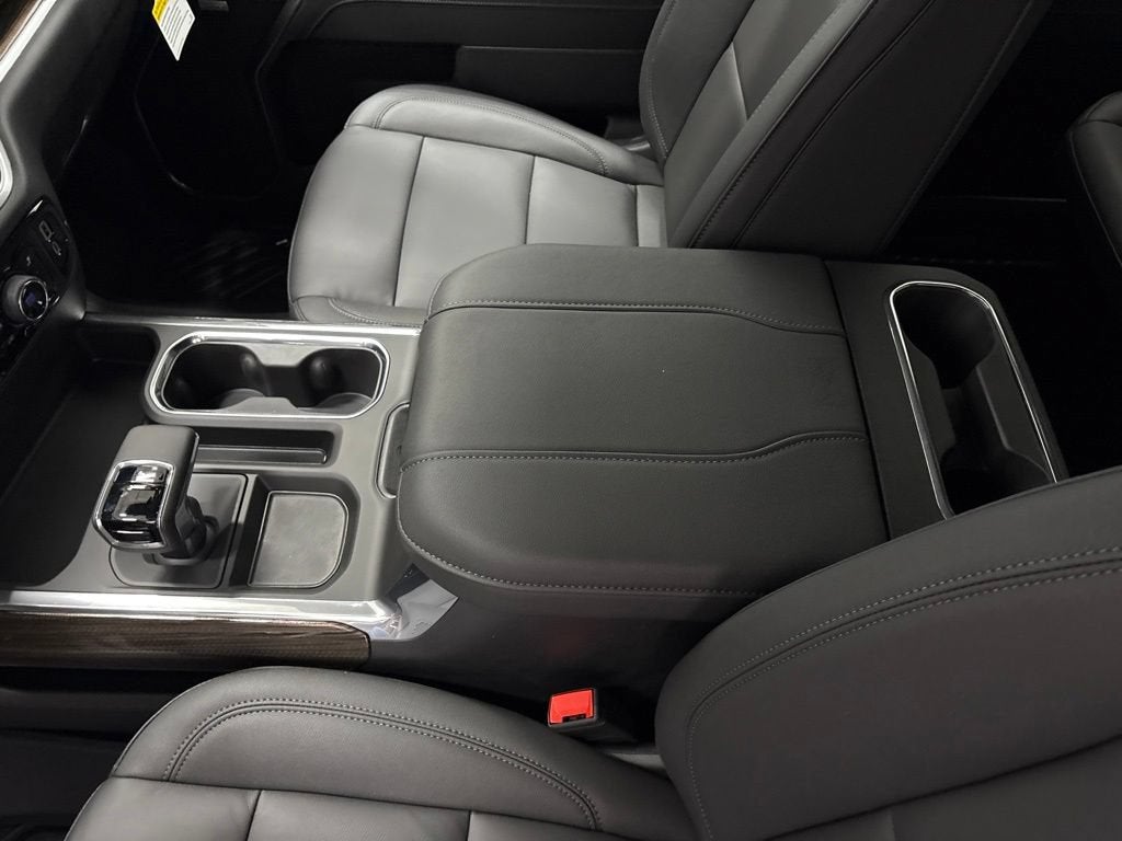 2026 Chevrolet Silverado 1500 RST Crew Cab Short Box 4WD