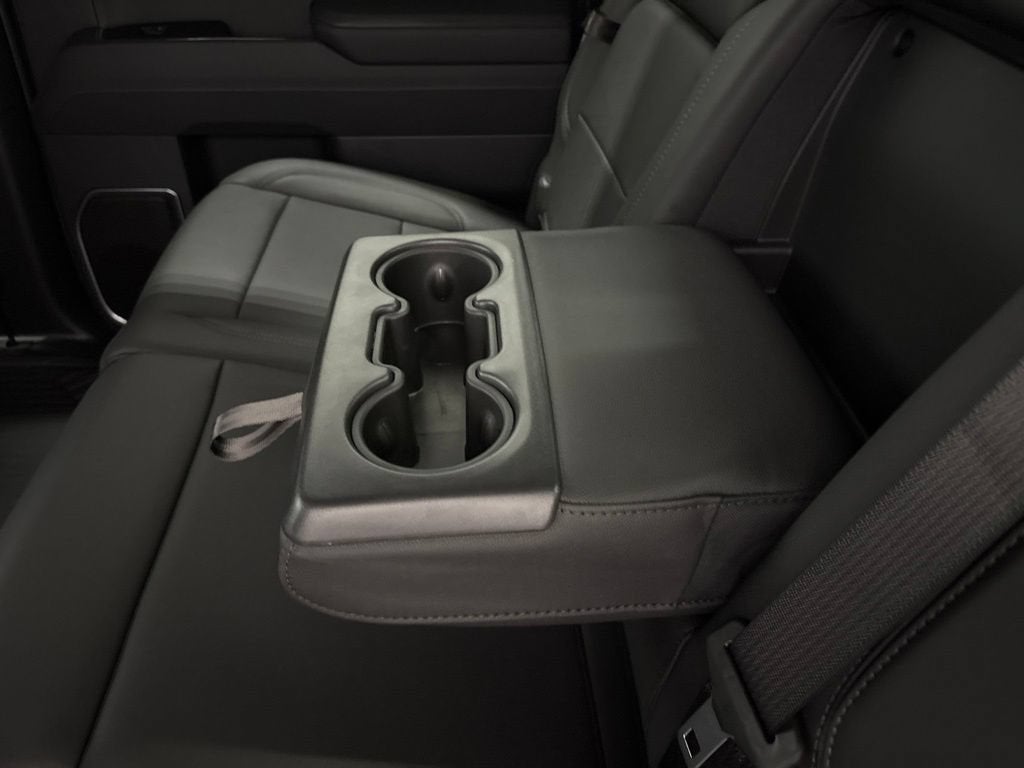 2026 Chevrolet Silverado 1500 RST Crew Cab Short Box 4WD