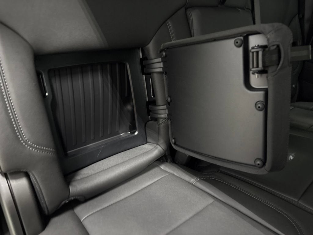 2026 Chevrolet Silverado 1500 RST Crew Cab Short Box 4WD