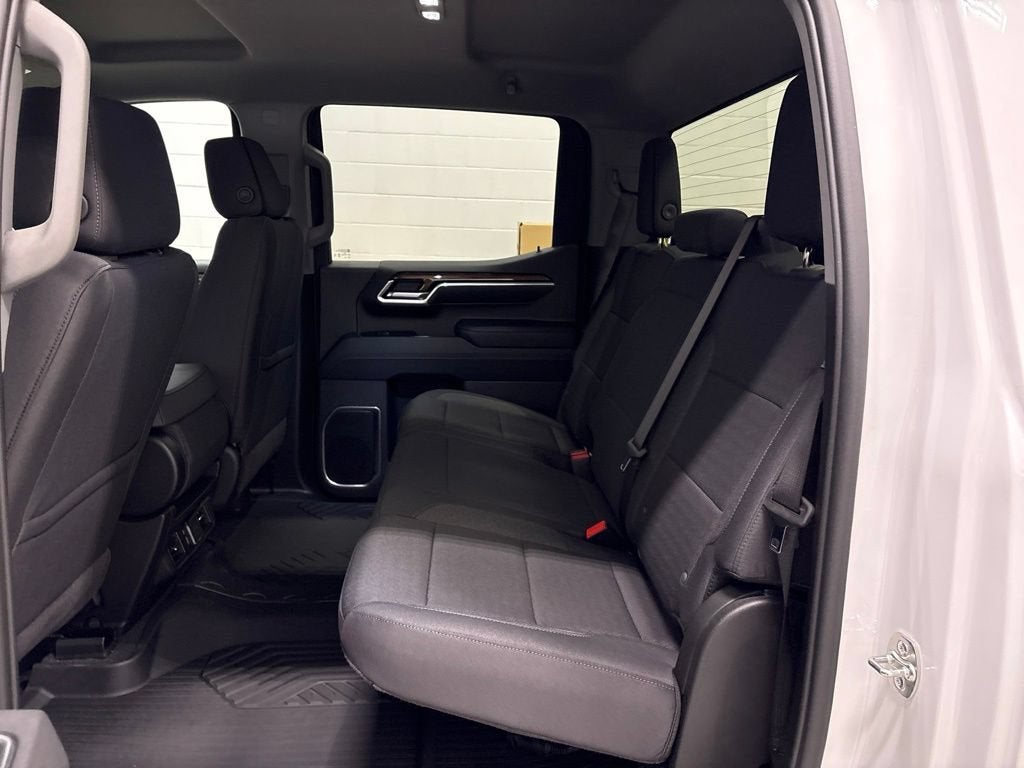 2026 Chevrolet Silverado 1500 RST Crew Cab Short Box 4WD
