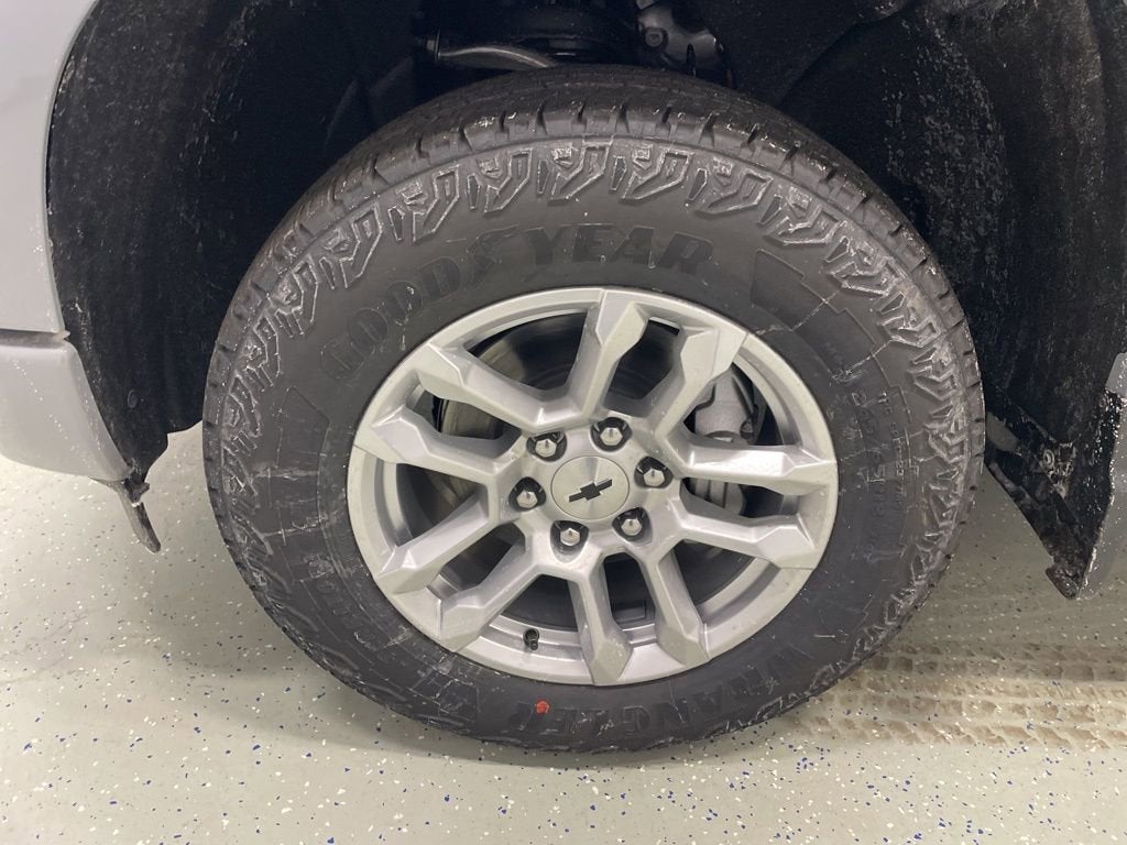 2025 Chevrolet Silverado 1500 RST Crew Cab Short Box 4WD