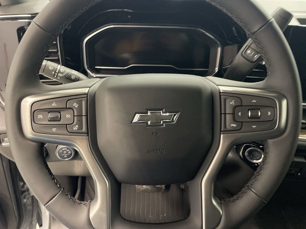 2025 Chevrolet Silverado 1500 RST Crew Cab Short Box 4WD