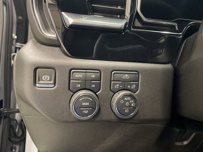 2025 Chevrolet Silverado 1500 RST Crew Cab Short Box 4WD