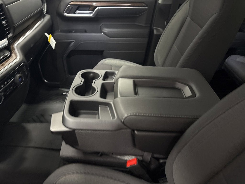 2026 Chevrolet Silverado 1500 RST Crew Cab Short Box 4WD