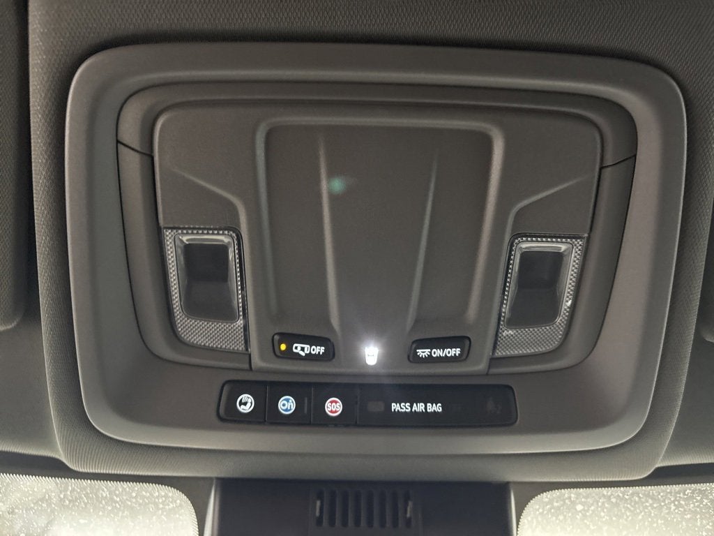 2026 Chevrolet Silverado 1500 RST Crew Cab Short Box 4WD