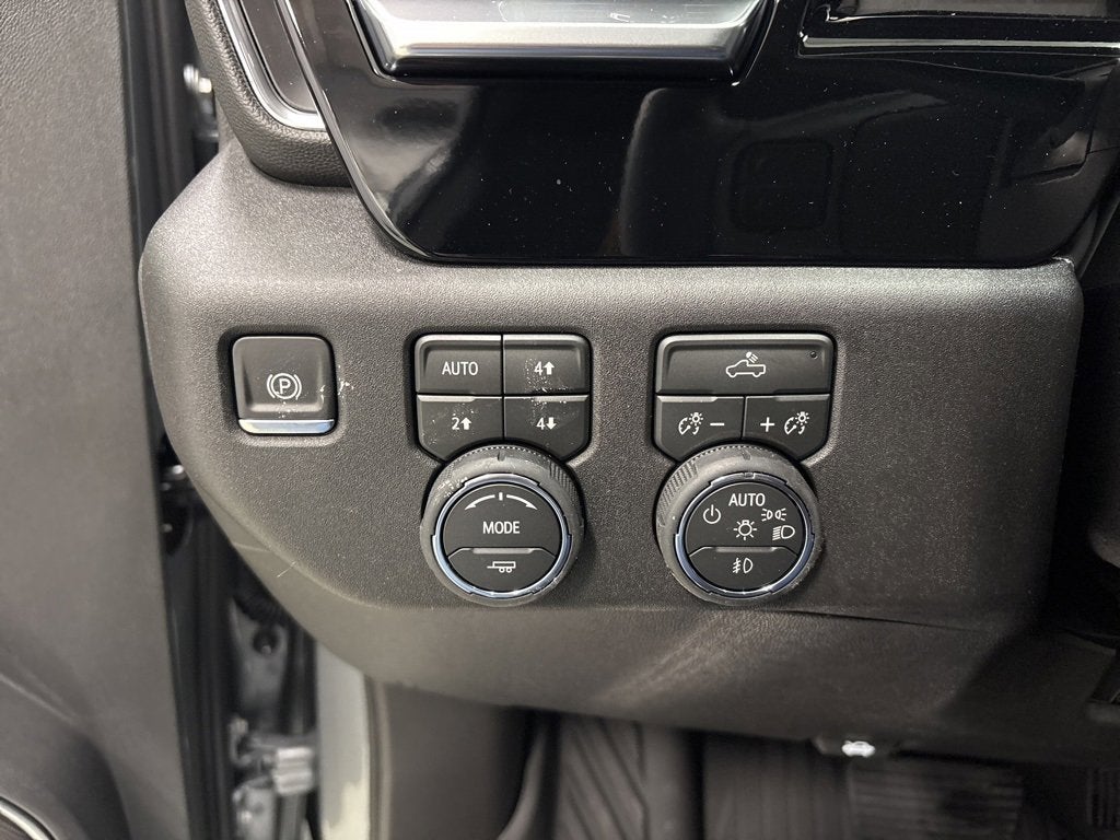 2026 Chevrolet Silverado 1500 RST Crew Cab Short Box 4WD