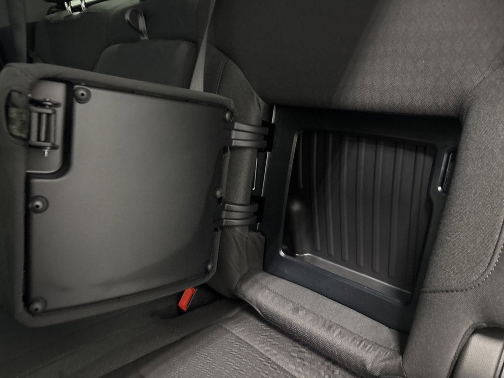 2026 Chevrolet Silverado 1500 RST Crew Cab Short Box 4WD