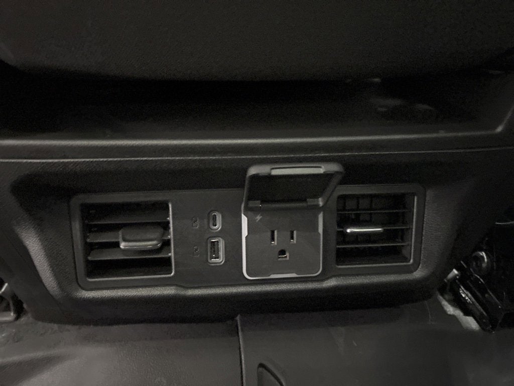 2026 Chevrolet Silverado 1500 RST Crew Cab Short Box 4WD