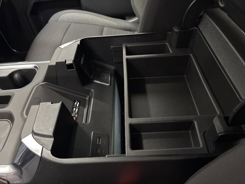 2026 Chevrolet Silverado 1500 RST Crew Cab Short Box 4WD