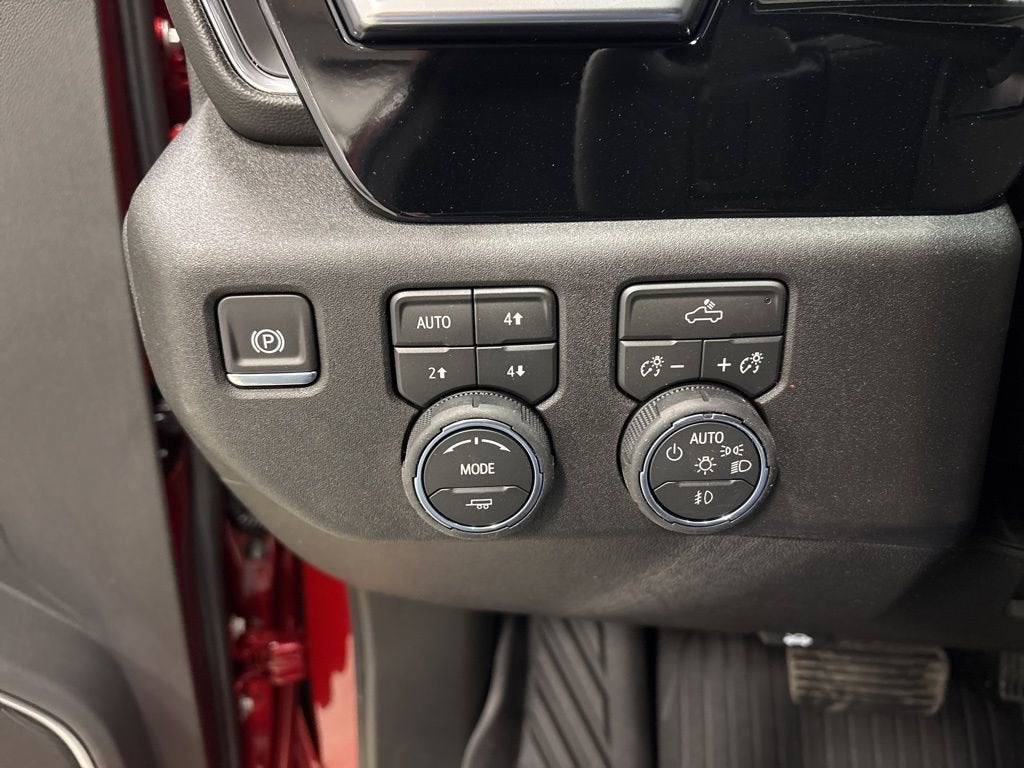 2026 Chevrolet Silverado 1500 RST Crew Cab Short Box 4WD