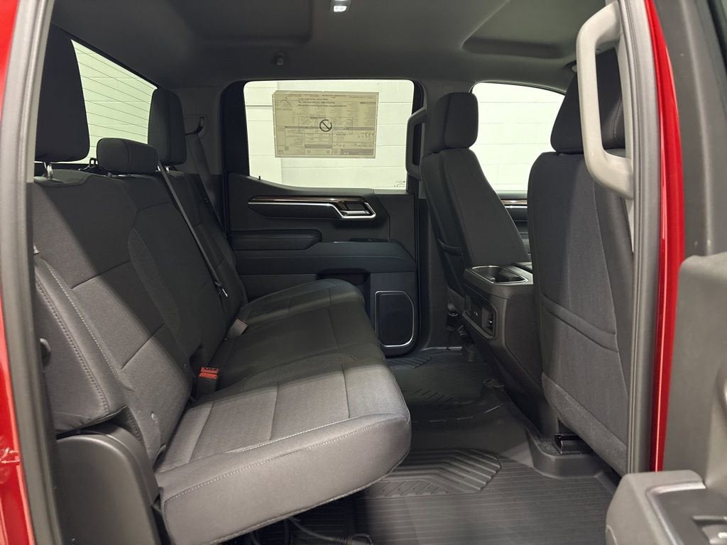 2026 Chevrolet Silverado 1500 RST Crew Cab Short Box 4WD