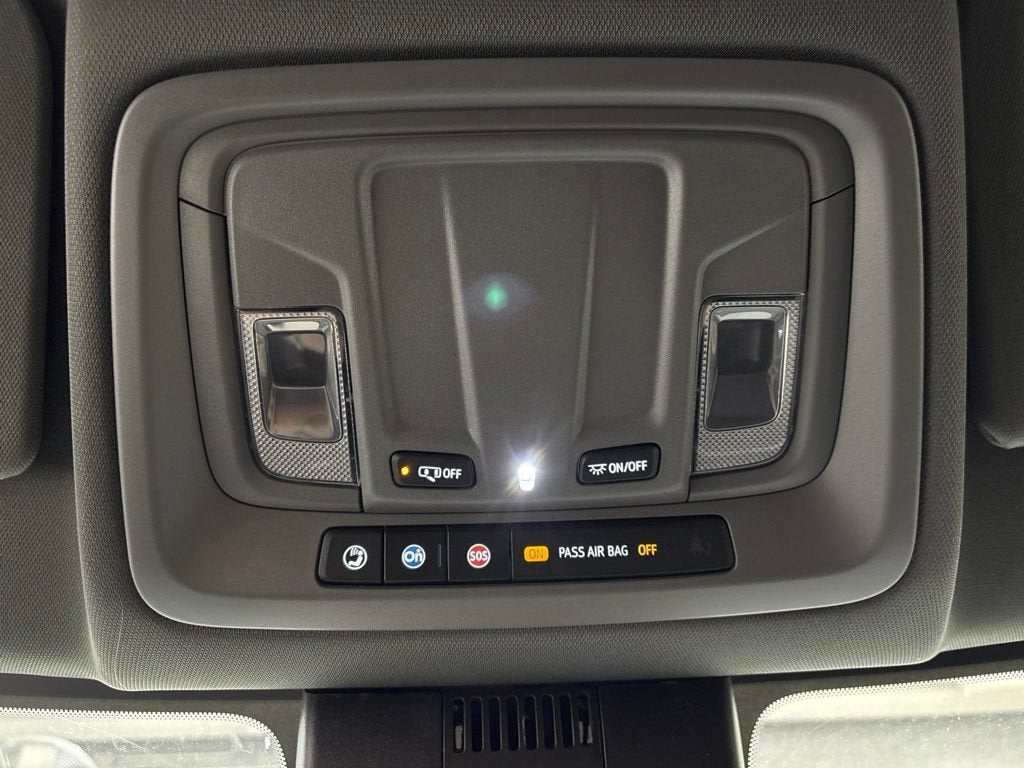 2026 Chevrolet Silverado 1500 RST Crew Cab Short Box 4WD
