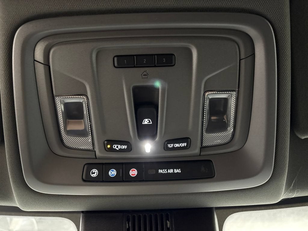 2026 Chevrolet Silverado 1500 RST Crew Cab Short Box 4WD