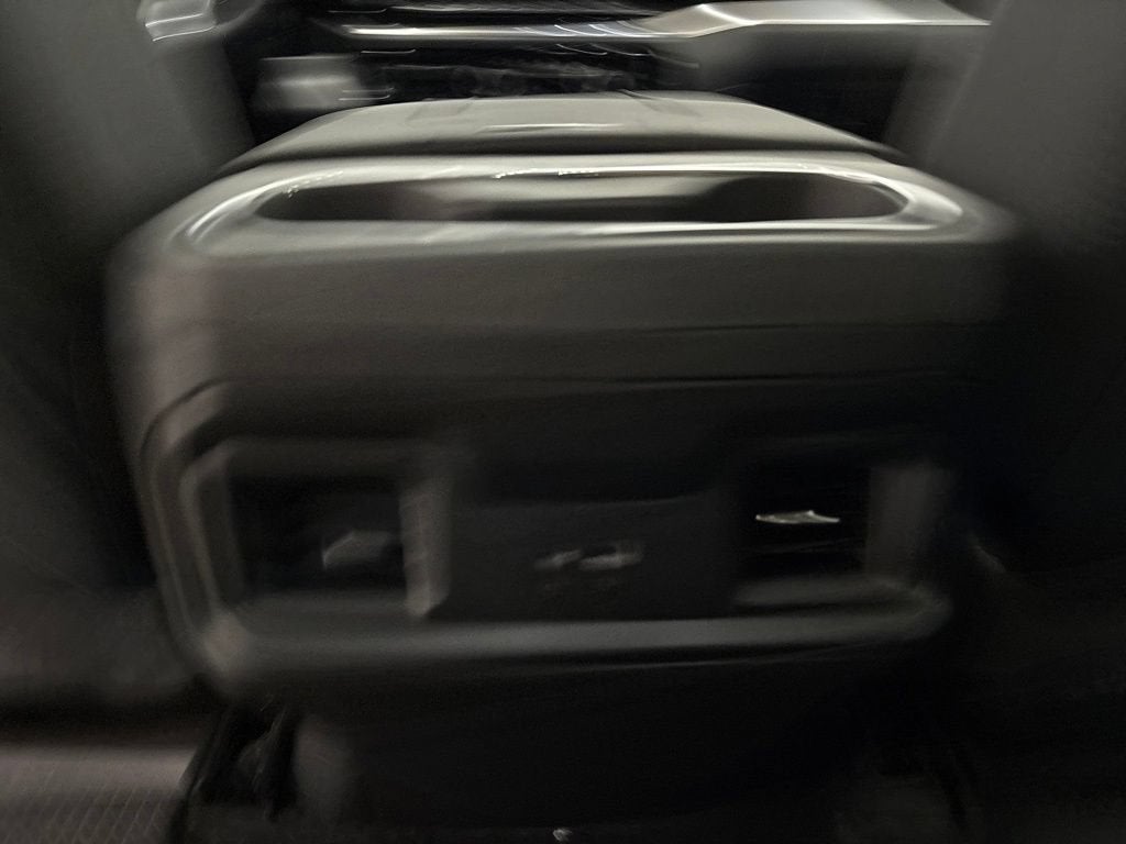 2026 Chevrolet Silverado 1500 RST Crew Cab Short Box 4WD