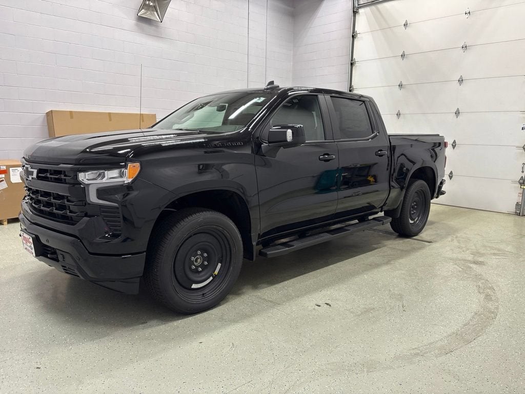 2026 Chevrolet Silverado 1500 RST Crew Cab Short Box 4WD