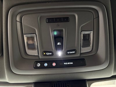 2026 Chevrolet Silverado 1500 RST Crew Cab Short Box 4WD