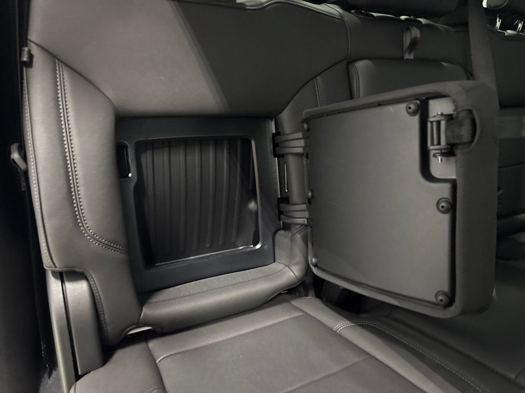 2026 Chevrolet Silverado 1500 RST Crew Cab Short Box 4WD