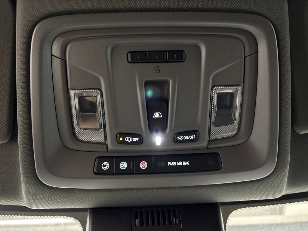 2026 Chevrolet Silverado 1500 RST Crew Cab Short Box 4WD