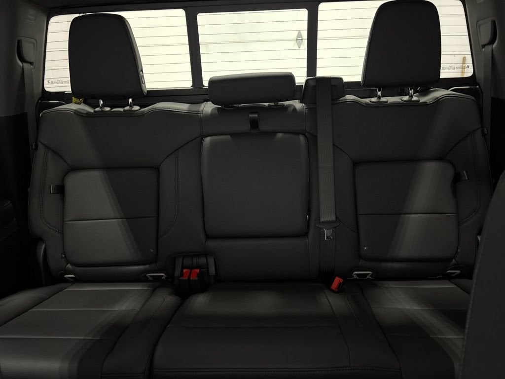 2026 Chevrolet Silverado 1500 RST Crew Cab Short Box 4WD