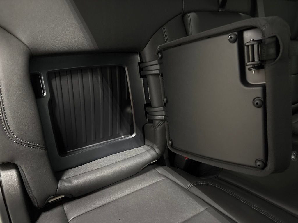 2026 Chevrolet Silverado 1500 RST Crew Cab Short Box 4WD