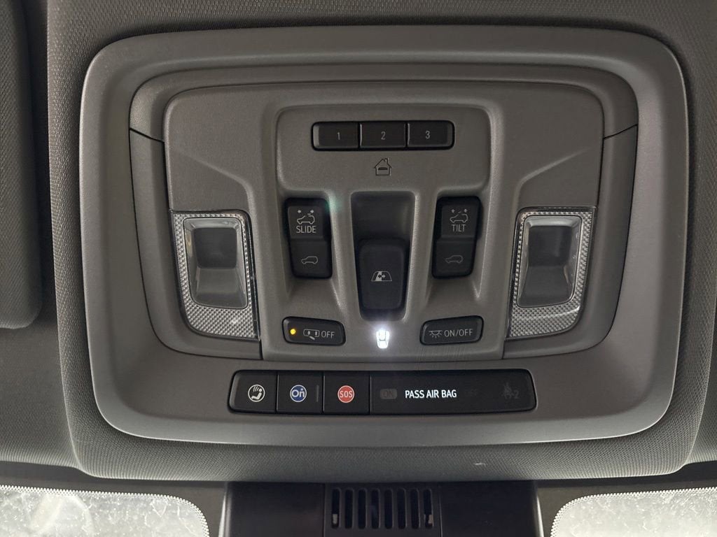 2026 Chevrolet Silverado 1500 LTZ Crew Cab Short Box 4WD