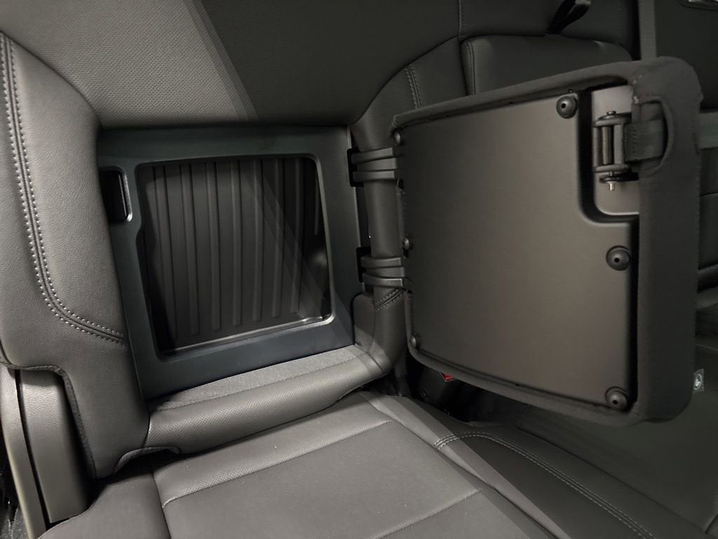 2026 Chevrolet Silverado 1500 LTZ Crew Cab Short Box 4WD