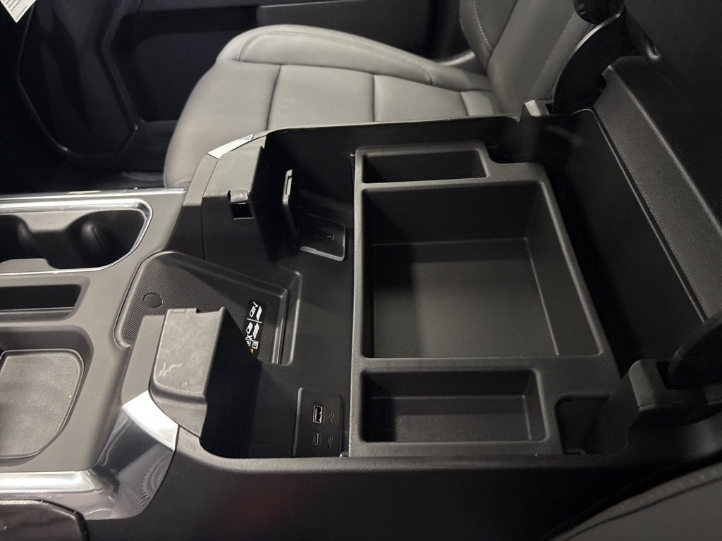 2026 Chevrolet Silverado 1500 LTZ Crew Cab Short Box 4WD