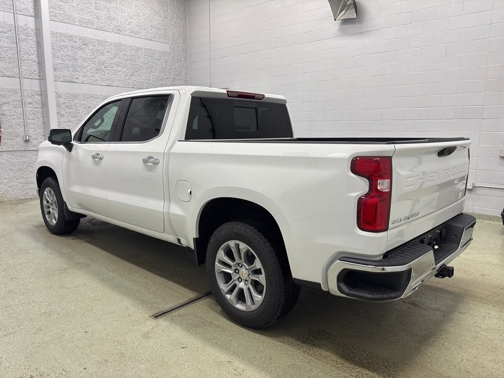 2026 Chevrolet Silverado 1500 LTZ Crew Cab Short Box 4WD