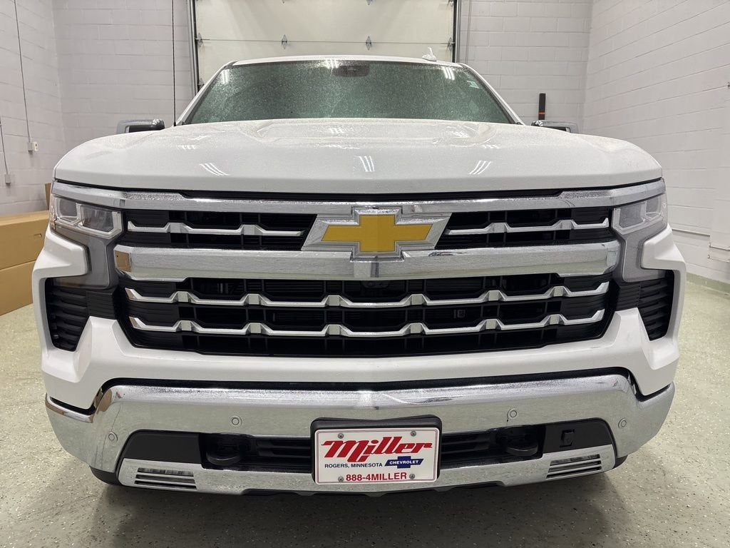 2026 Chevrolet Silverado 1500 LTZ Crew Cab Short Box 4WD