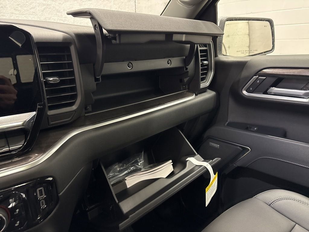 2026 Chevrolet Silverado 1500 LTZ Crew Cab Short Box 4WD