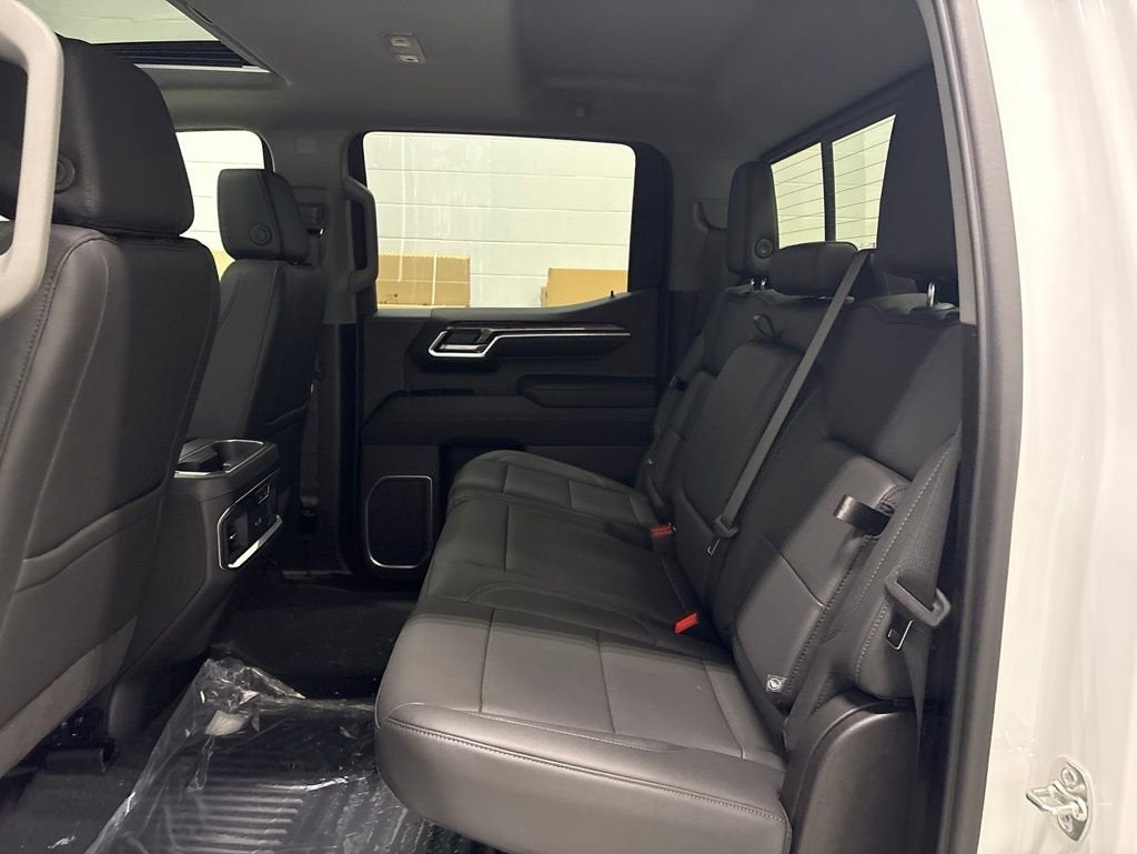 2026 Chevrolet Silverado 1500 LTZ Crew Cab Short Box 4WD