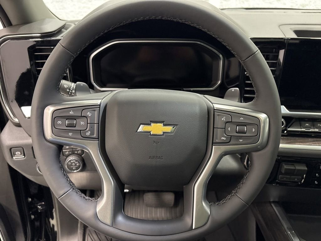 2026 Chevrolet Silverado 1500 LTZ Crew Cab Standard Box 4WD