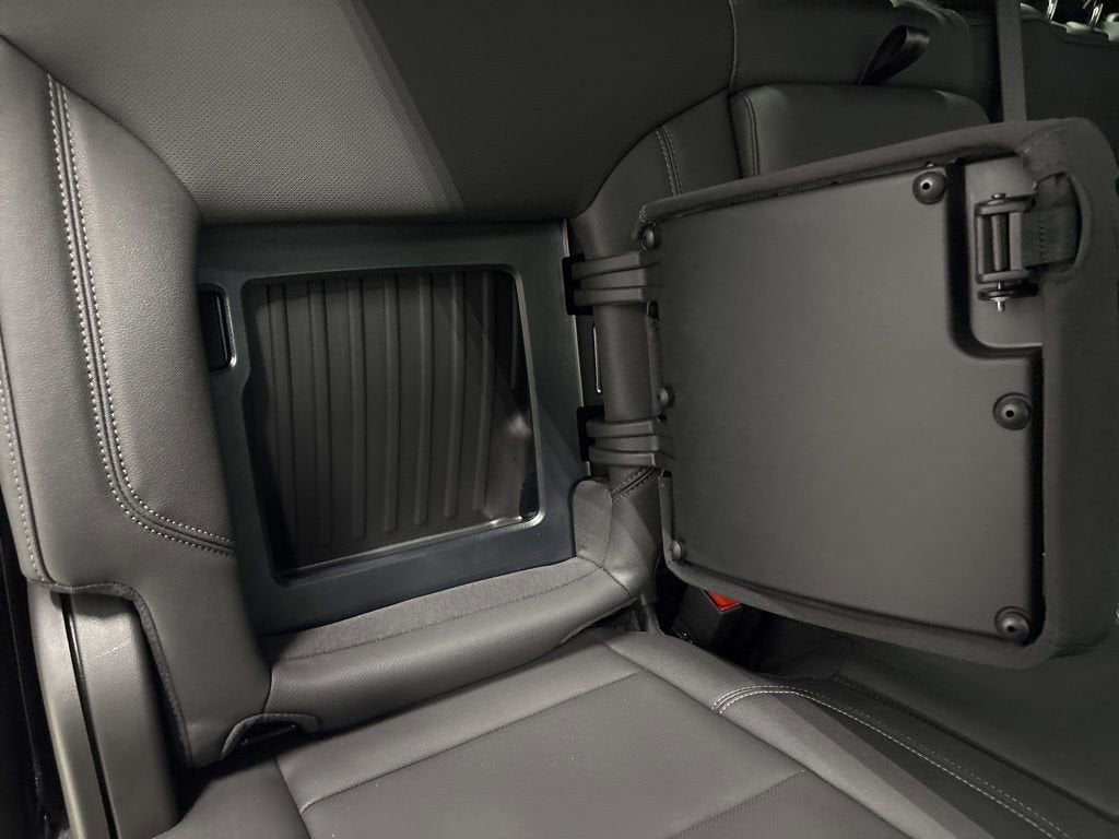 2026 Chevrolet Silverado 1500 LTZ Crew Cab Standard Box 4WD