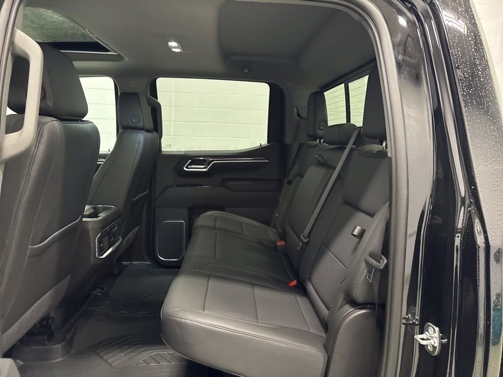 2026 Chevrolet Silverado 1500 LTZ Crew Cab Standard Box 4WD