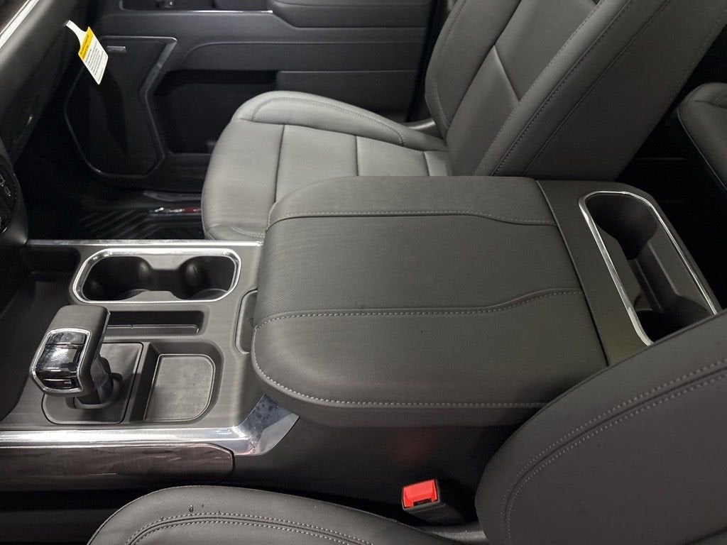 2026 Chevrolet Silverado 1500 LTZ Crew Cab Standard Box 4WD