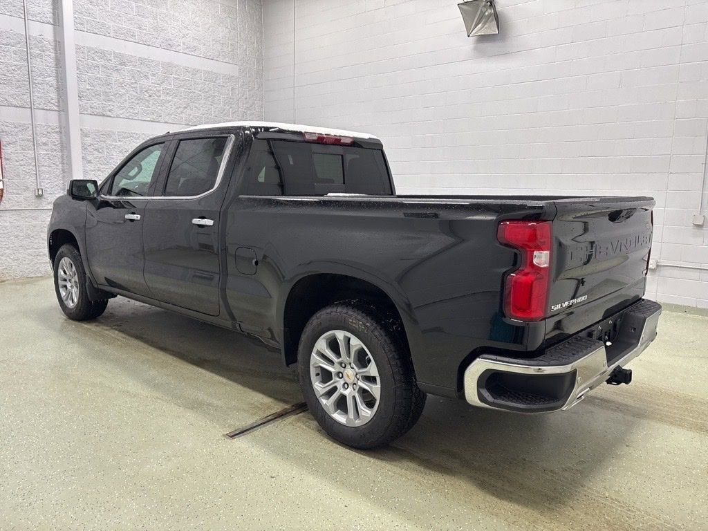 2026 Chevrolet Silverado 1500 LTZ Crew Cab Standard Box 4WD