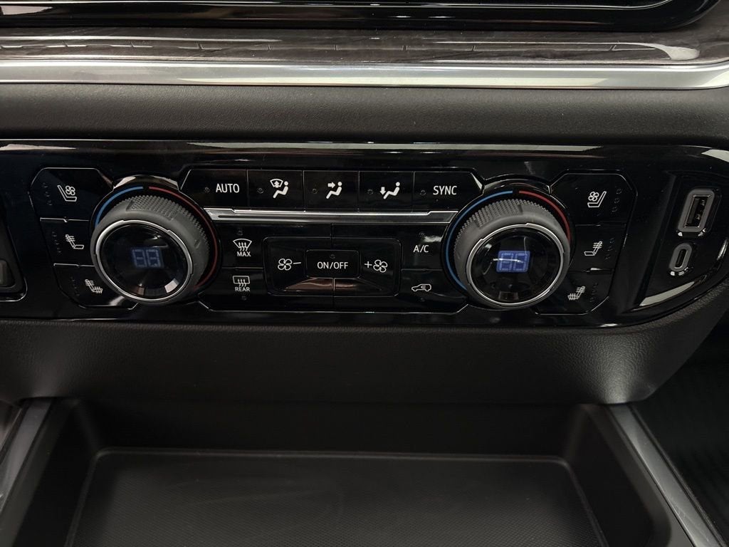 2026 Chevrolet Silverado 1500 LTZ Crew Cab Short Box 4WD