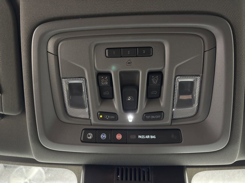 2026 Chevrolet Silverado 1500 LTZ Crew Cab Short Box 4WD