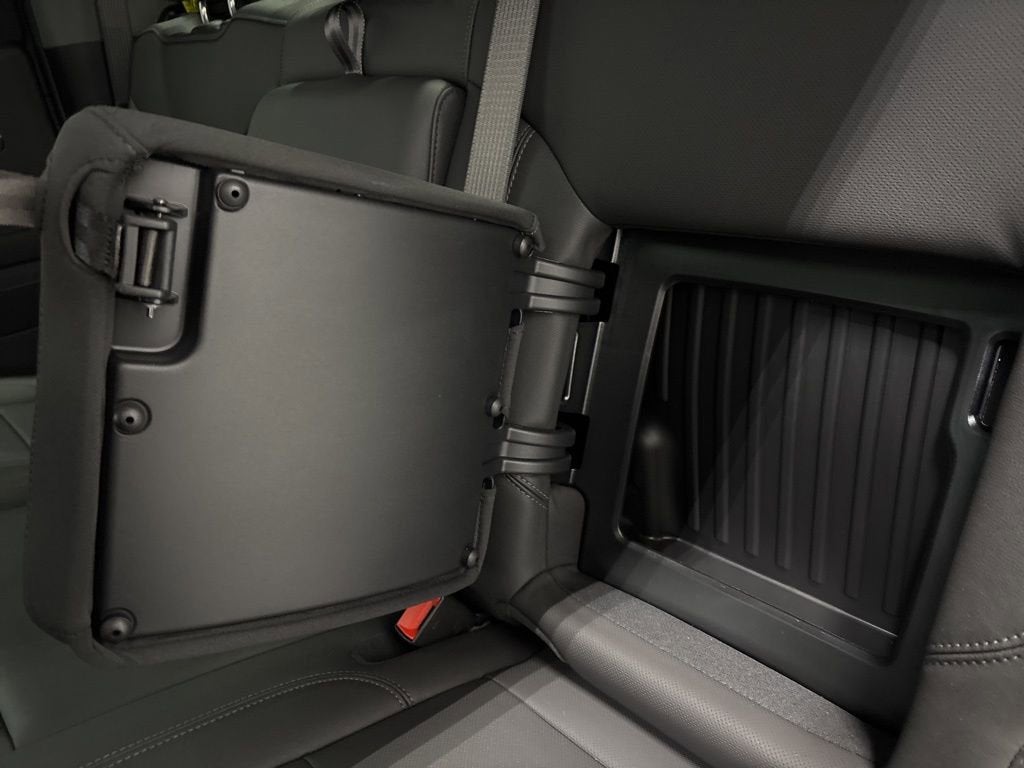 2026 Chevrolet Silverado 1500 LTZ Crew Cab Short Box 4WD