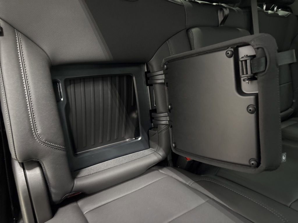 2026 Chevrolet Silverado 1500 LTZ Crew Cab Short Box 4WD