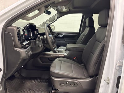 2026 Chevrolet Silverado 1500 LTZ Crew Cab Short Box 4WD