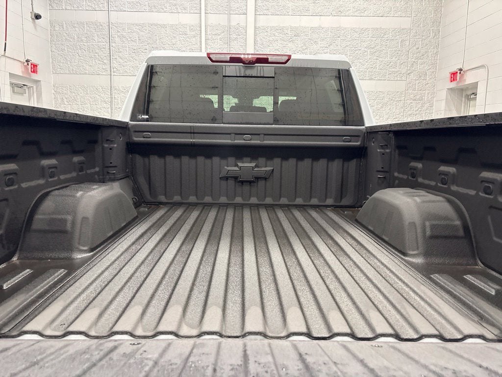 2026 Chevrolet Silverado 1500 LTZ Crew Cab Short Box 4WD