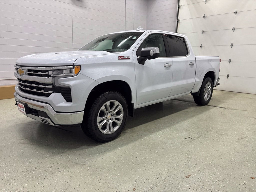 2026 Chevrolet Silverado 1500 LTZ Crew Cab Short Box 4WD