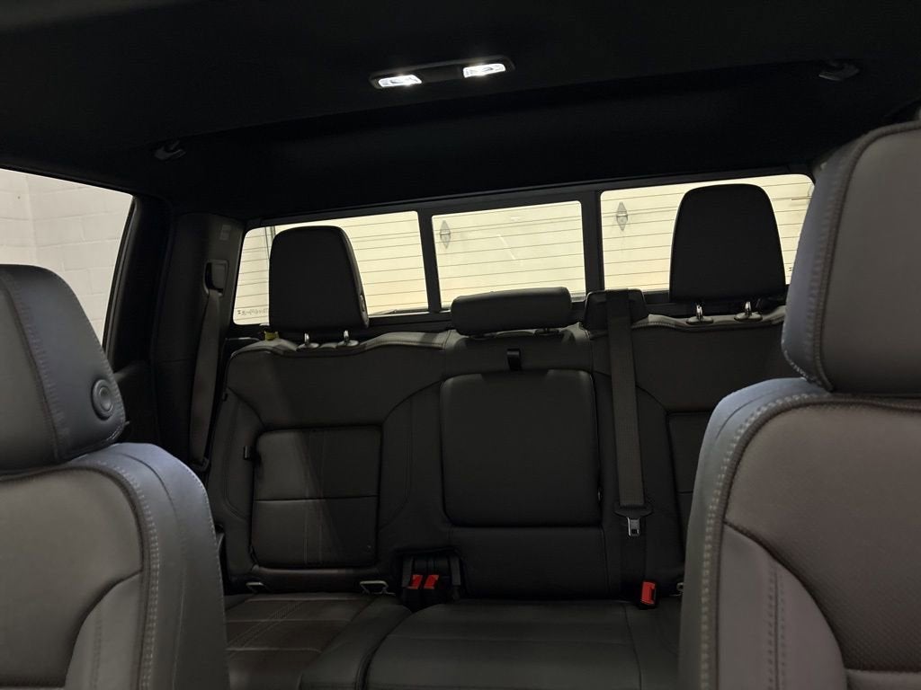 2026 Chevrolet Silverado 1500 High Country Crew Cab Short Box 4WD