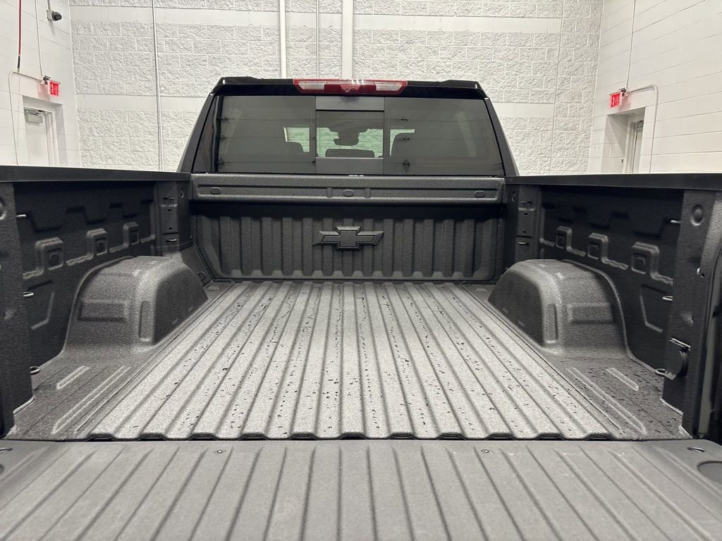 2026 Chevrolet Silverado 1500 High Country Crew Cab Short Box 4WD