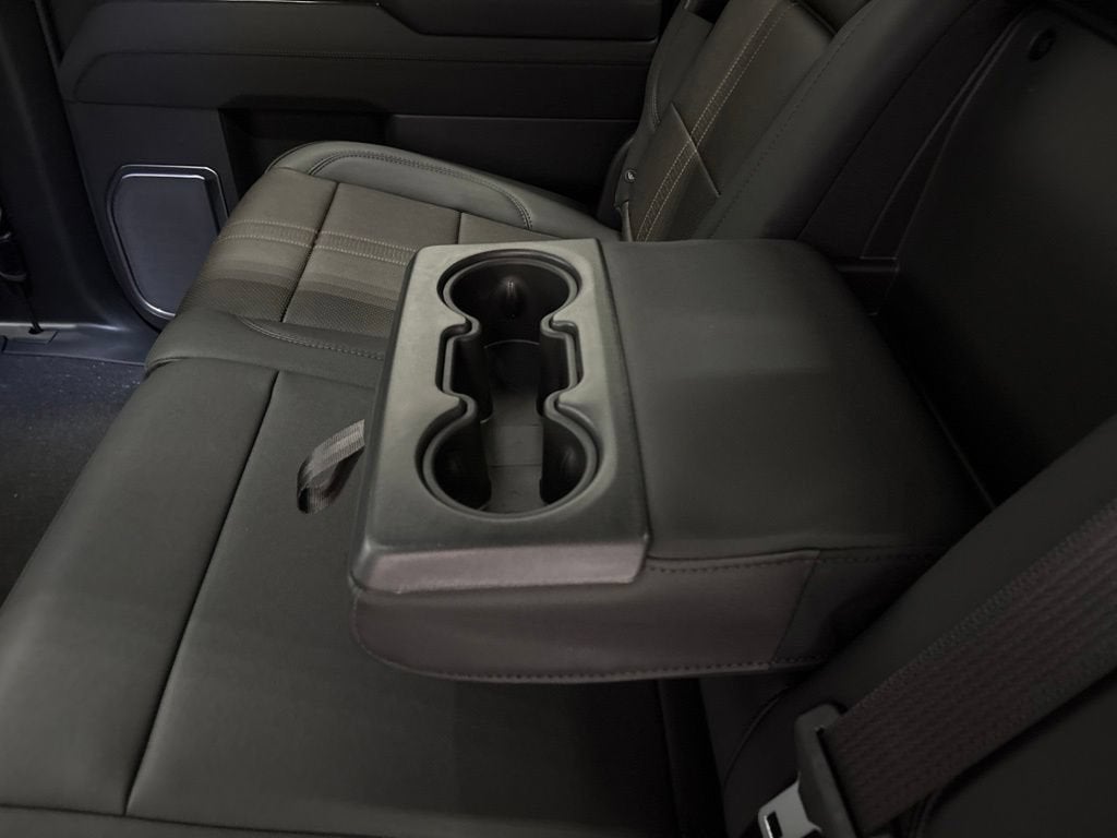 2026 Chevrolet Silverado 1500 High Country Crew Cab Short Box 4WD